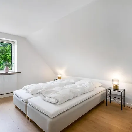 Alkmar - 6-5km From The Sea By Interhome